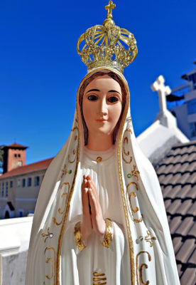 One of the more than 1,000 statues of Our Lady Fatima that retired Portuguese businessman Jose Camara has sent to parishes around the world is seen in Cape Town, South Africa. (CNS photo/Gunther Simmermacher) See FATIMA-STATUES-CAMARA April 20, 2017.